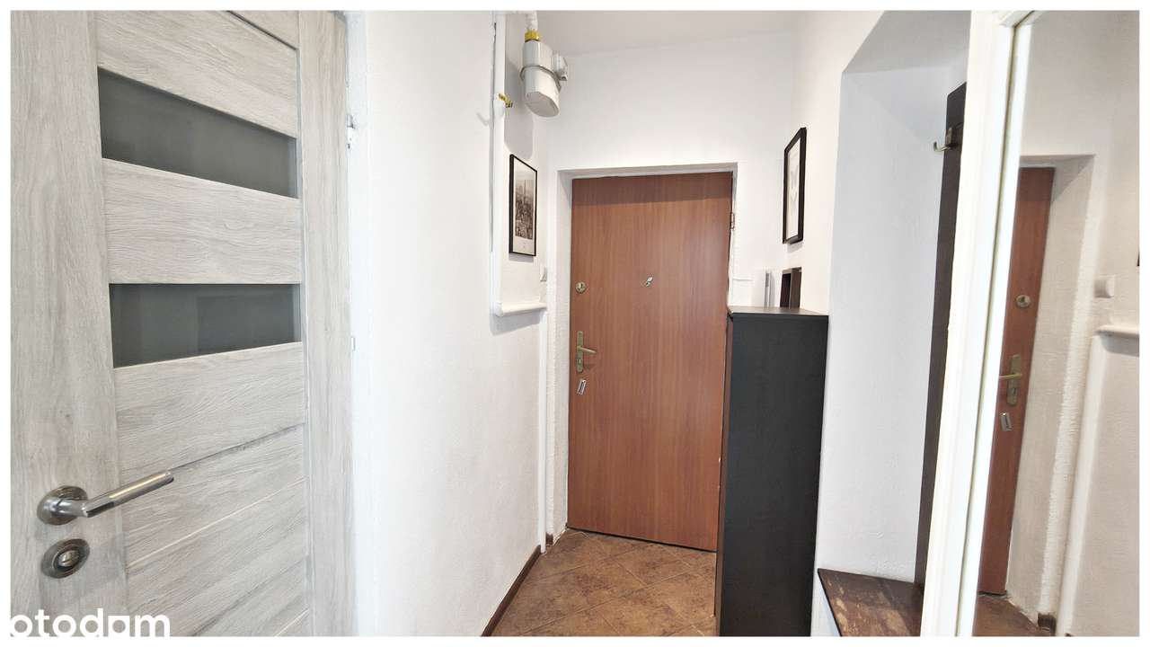 Dwa pokoje w dobrym stanie częściowo umeblowane; OD ZARAZ-8