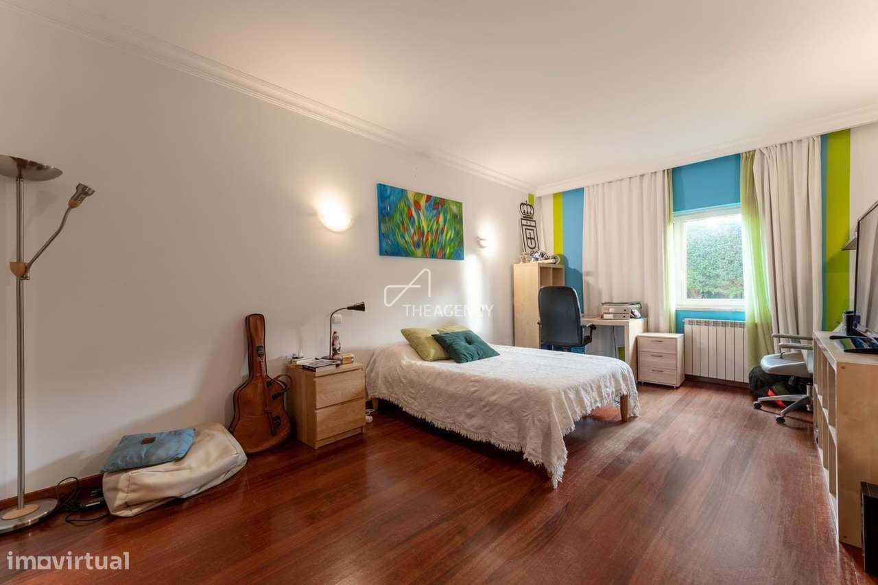 Villa de Luxo T6 com Piscina na Costa da Guia, Cascais-8