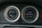 Volvo XC 60 2.4D AWD Momentum - 22