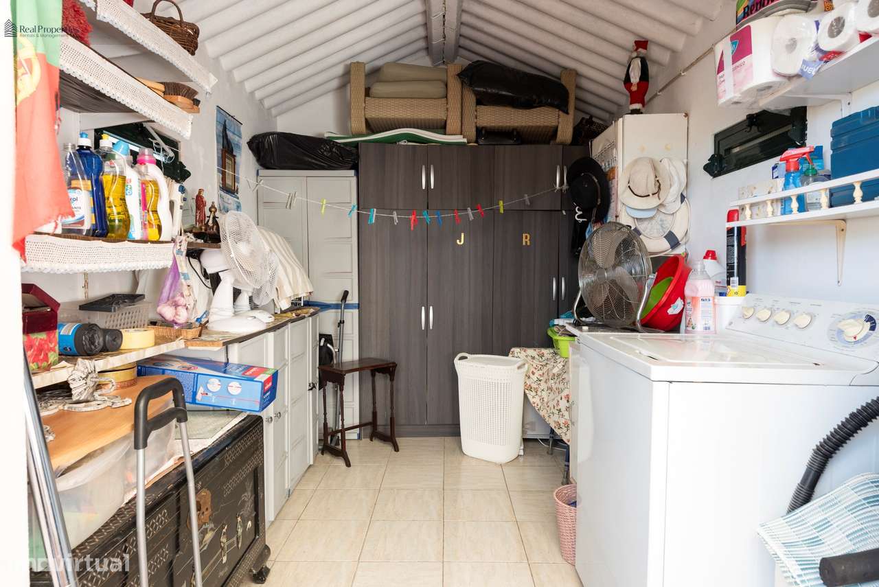 Encanto Algarvio – Moradia Térrea Isolada com Piscina e Jardim-45