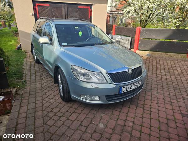 Skoda Octavia 2.0 TDI Elegance - 23