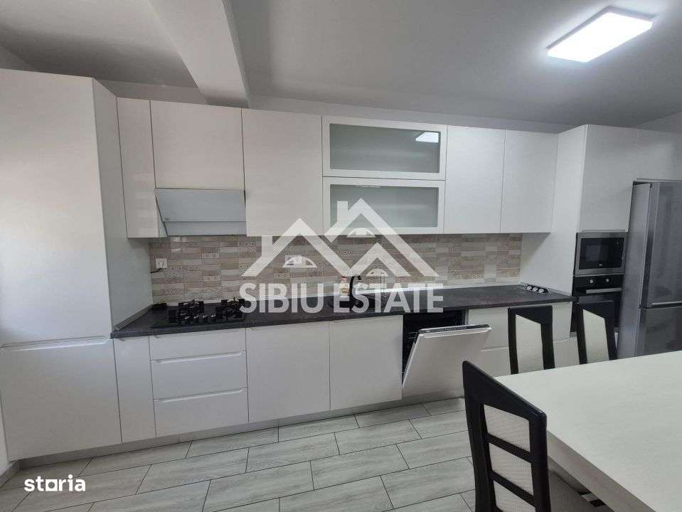 Apartament de inchiriat cu 3 camere,mobilat si utilat, loc de parcarar - Imagine principală: 3/15