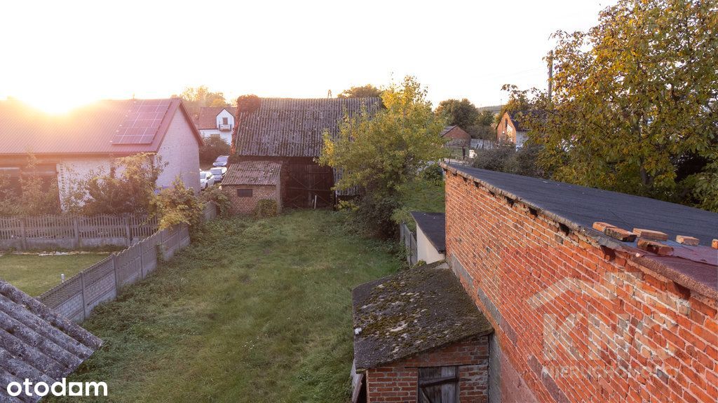 Dom z mediami między ulicami *Usługi* dz. 9x80 M