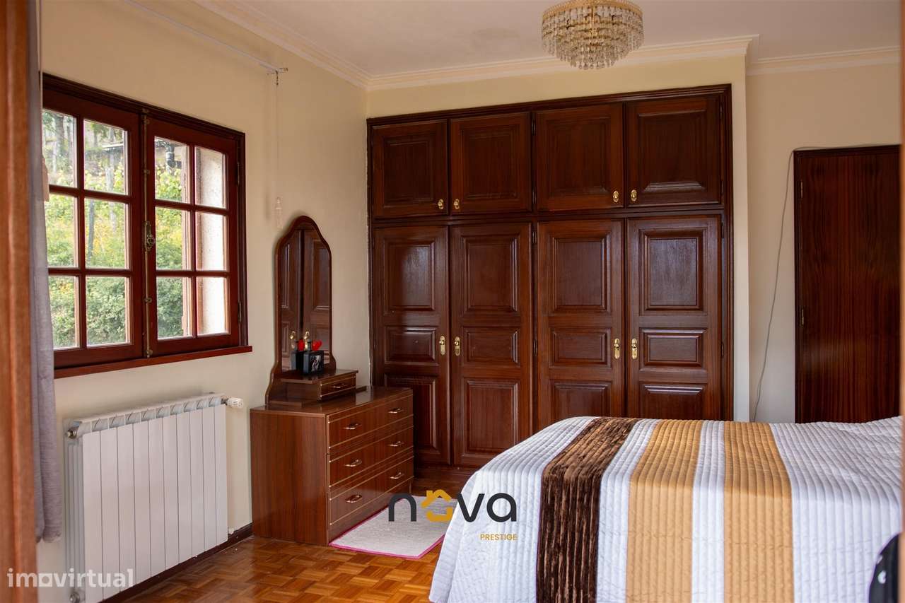 Moradia Independente T4 com Vista Panorâmica – Arcos de Valdevez-27