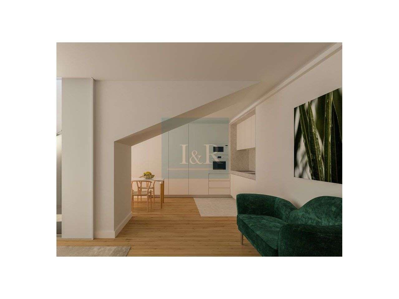 Apartamento T4 de Luxo com 2 Suites e Varanda, na Graça