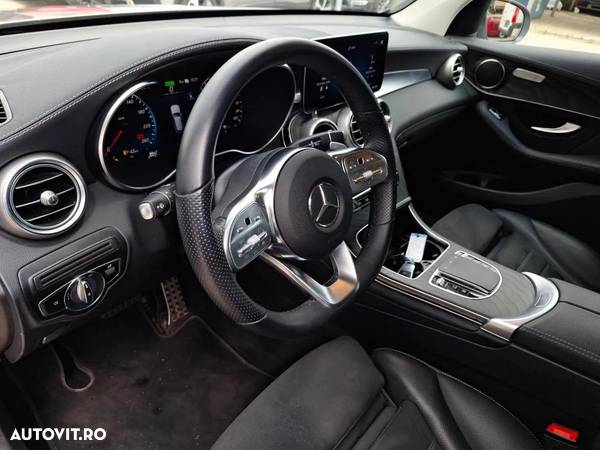 Mercedes-Benz GLC 300 de 4MATIC - 9