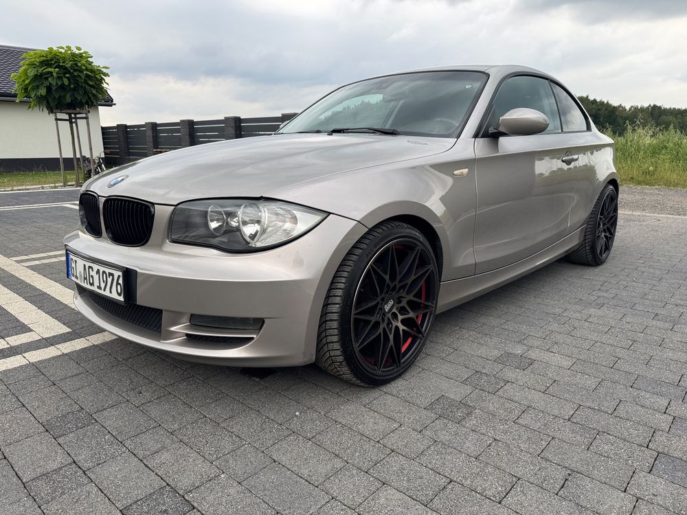BMW 1 Series E81/E87 (2004-2013) 120d DPF Edition Lifestyle 2009