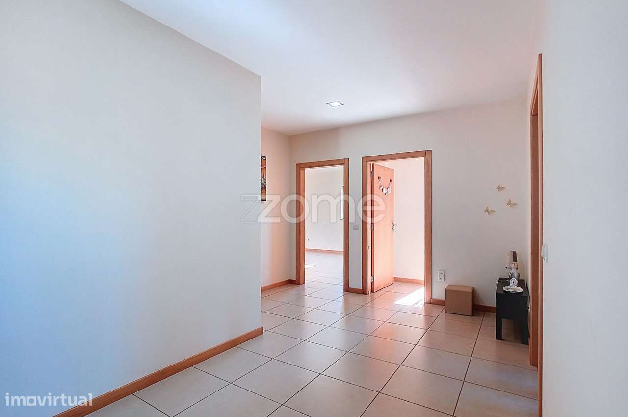 Excelente Moradia T5 + 1 em Vagos-12