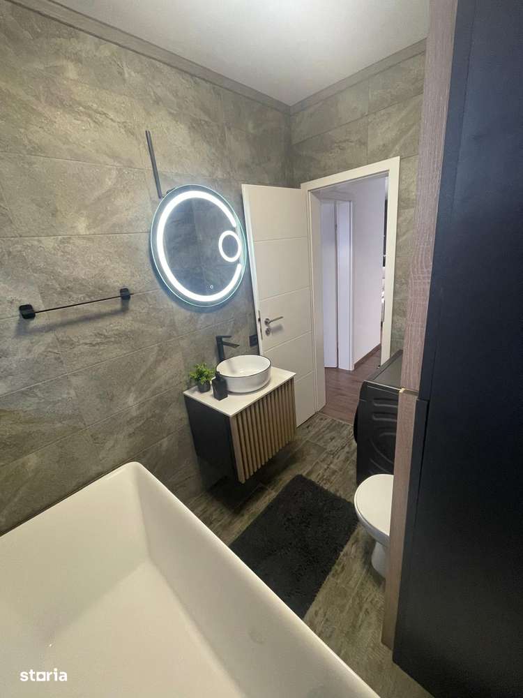 Bloc cu lift - Apartament 2 camere plus terasă - Priveliște către oraș-16
