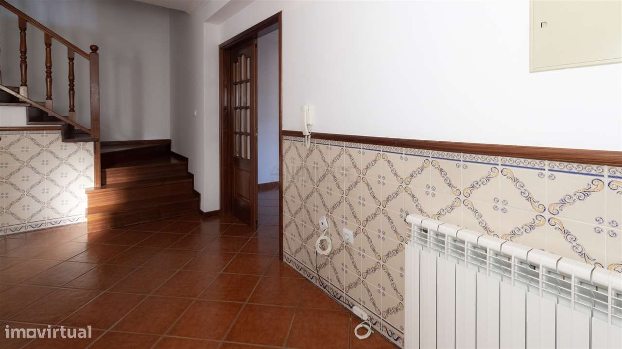 Moradia Geminada T3+1 – Viso Norte, Viseu-9