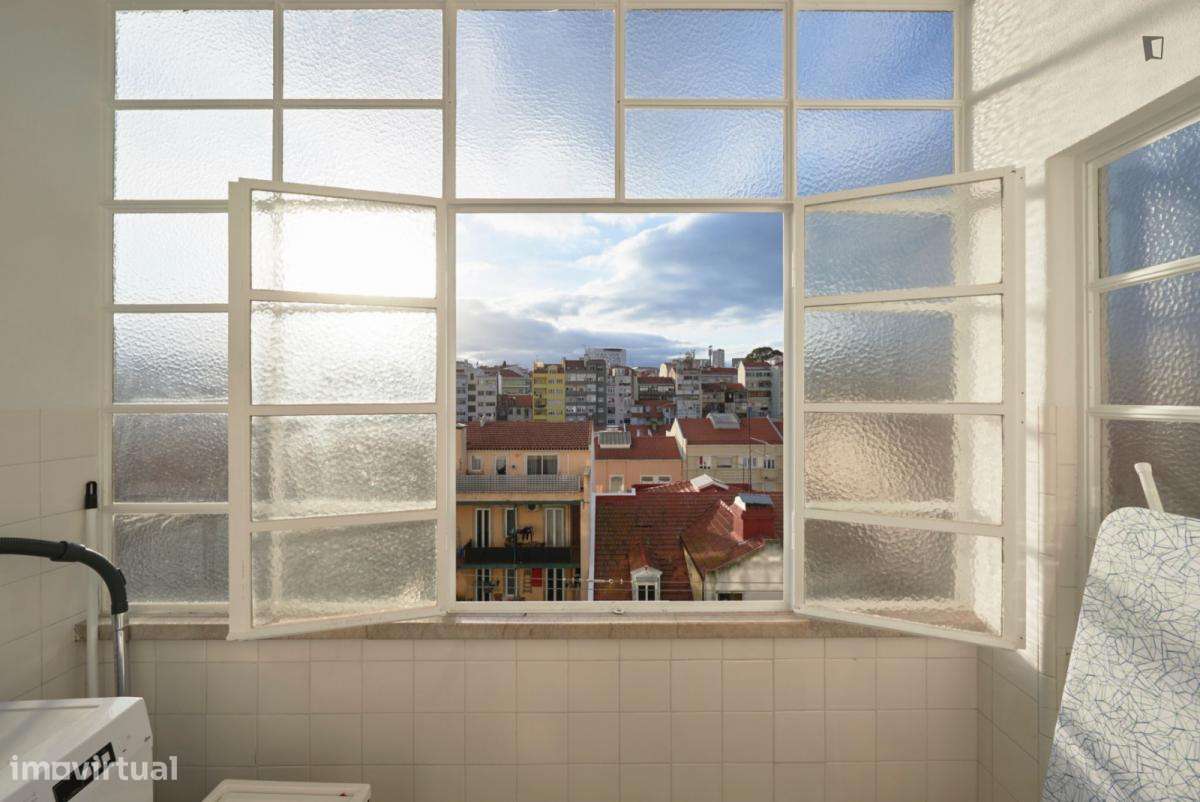 Quarto - localizado em Arroios Lisbon - Grande imagem: 5/12