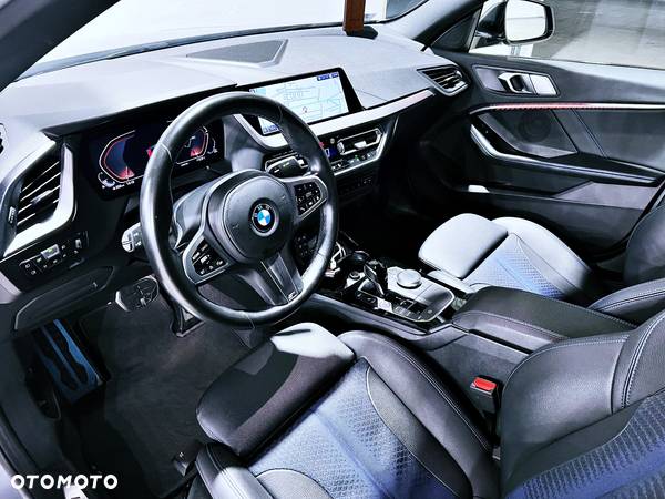 BMW Seria 2 218i M Sport - 16