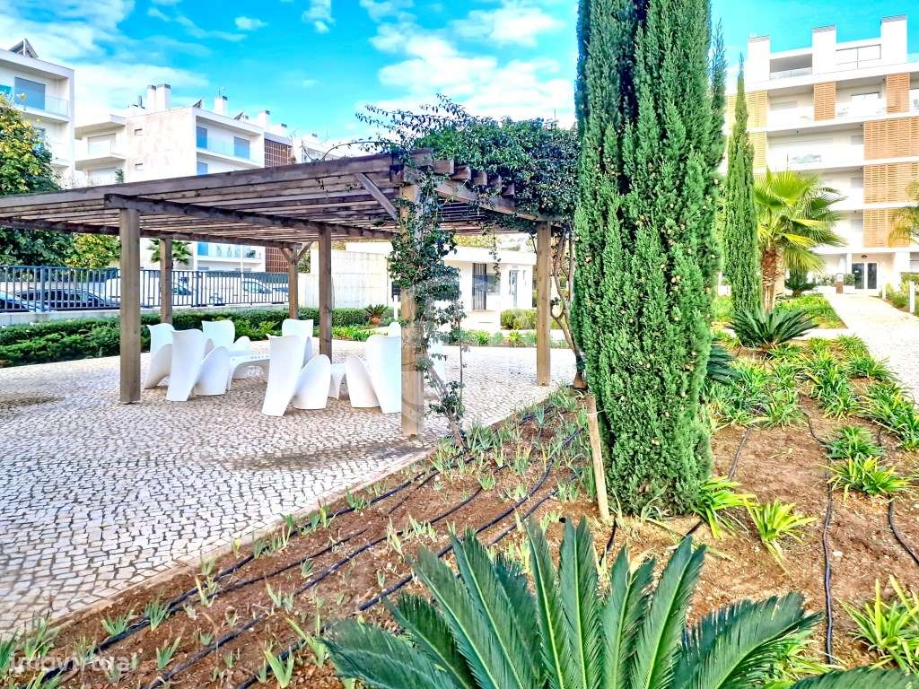 Fantástico apartamento com 3 quartos e inserido num bonito condomín...-34