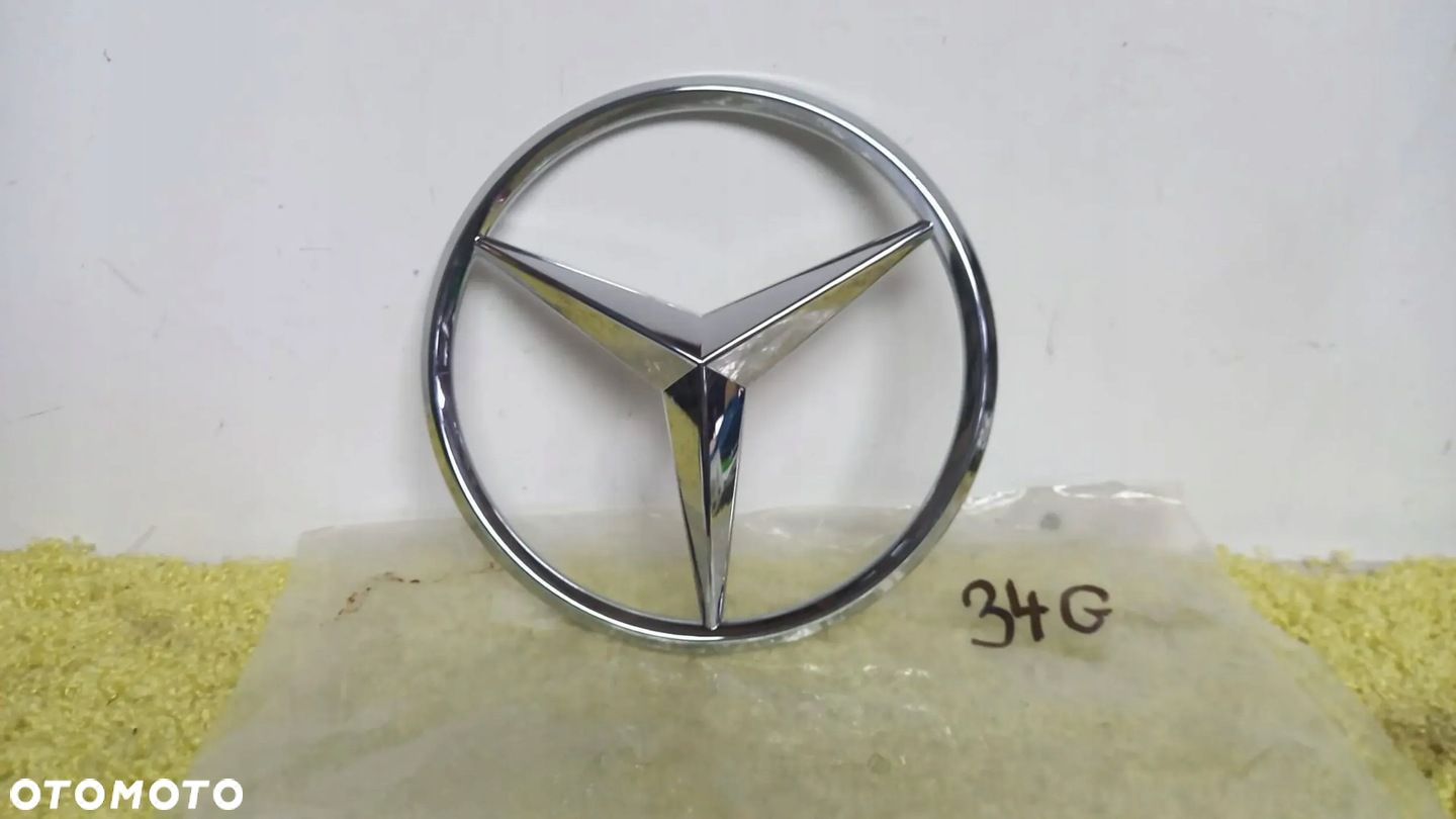 Znaczek emblemat Mercedes A W177 19r-- grill Nówy - 1