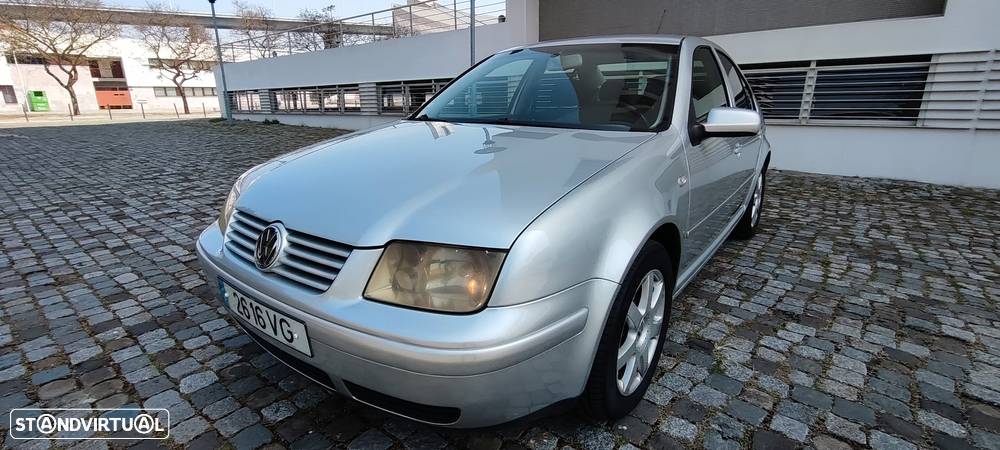 VW Bora 1.9 TDi Confortline - 26