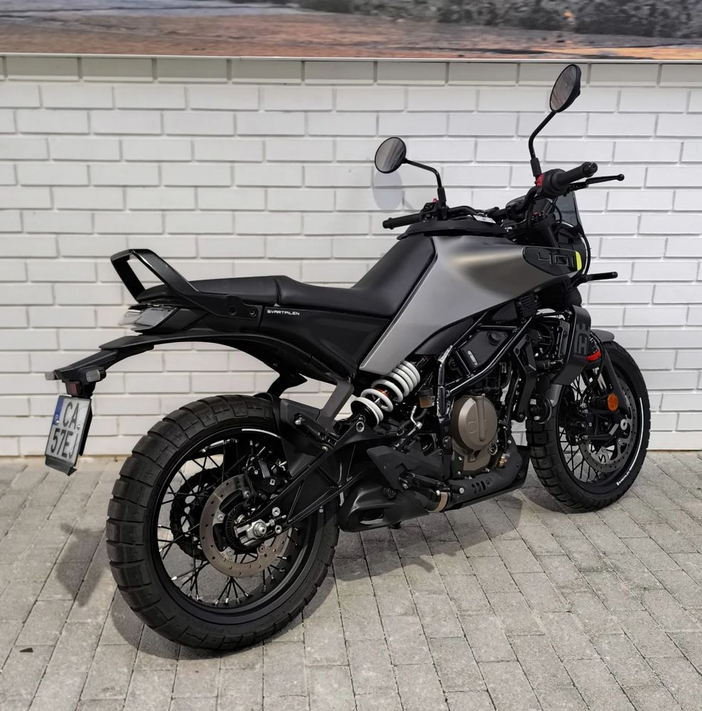 Husqvarna Svartpilen 401