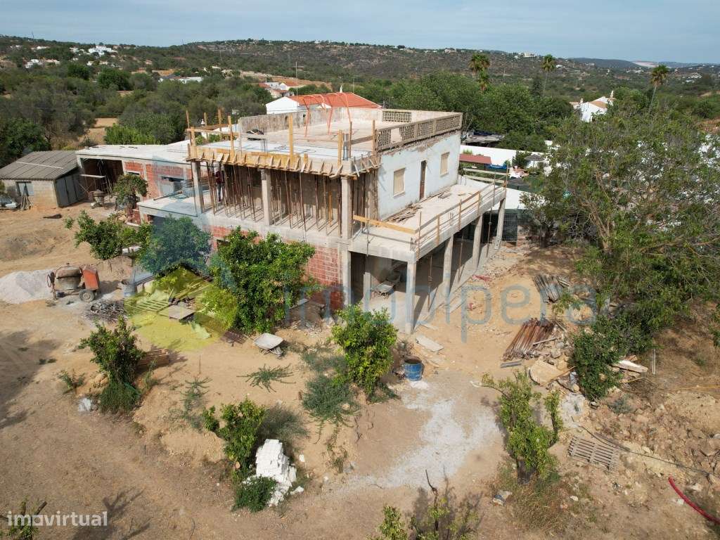 Moradia para reconstrução localizada na Patã, Boliqueime - Grande imagem: 2/29