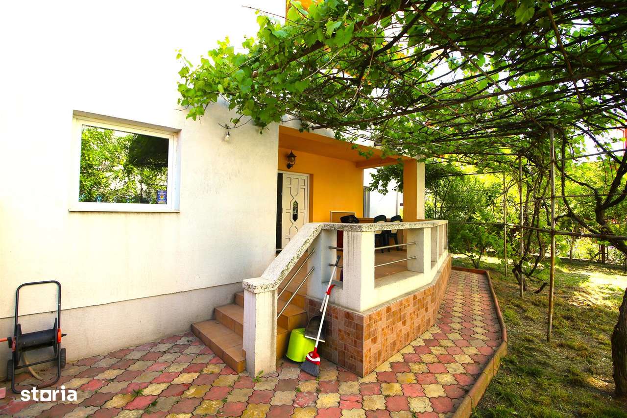 Vila exclusivista P+1E in Mamaia Nord la 500m de Plaja Alezzi-2