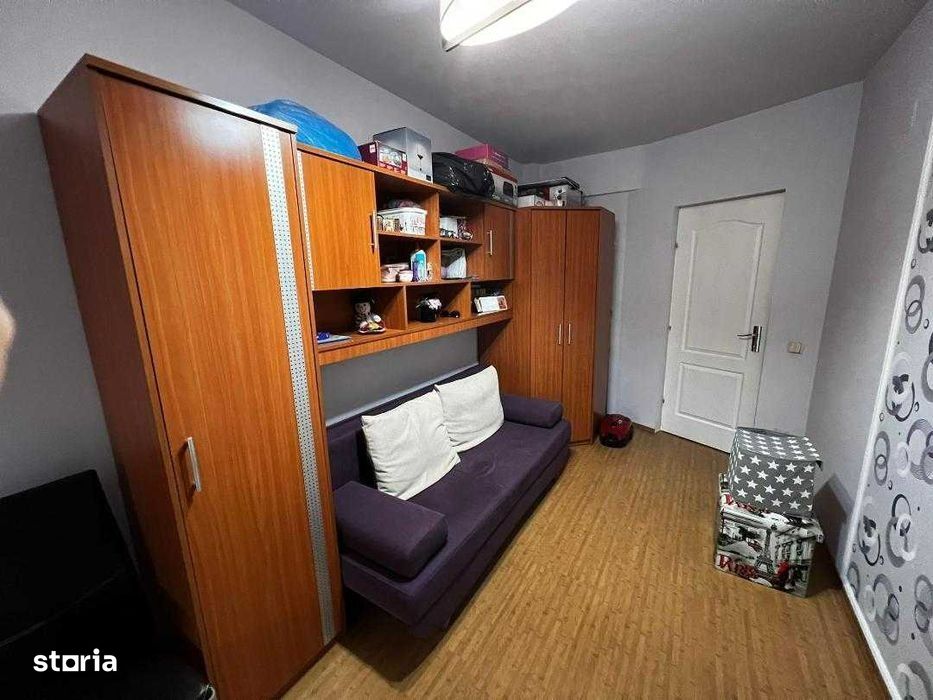 Apartament 3 camere in Manastur zona Edgar Quinet