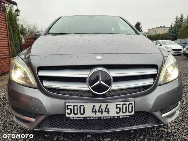 Mercedes-Benz Klasa B 180 Edition - 3