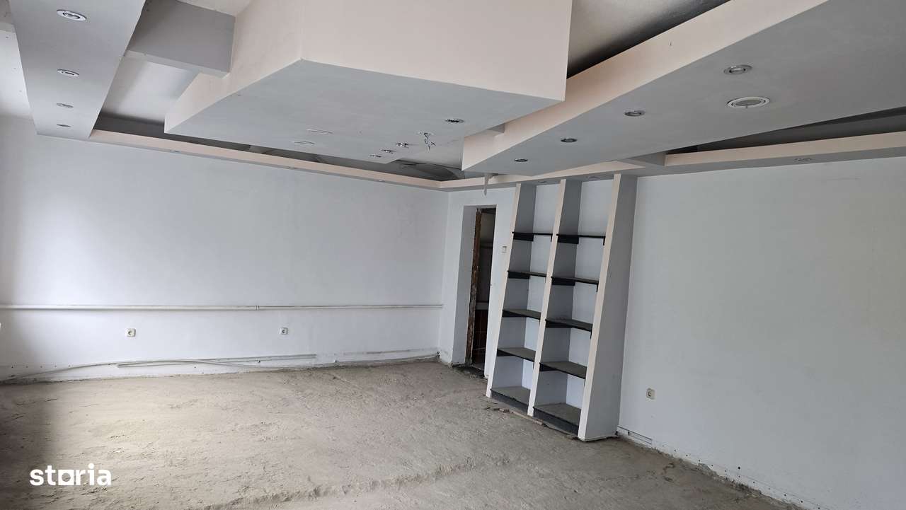 Vand bloc caramida cu 14 apartamente-0