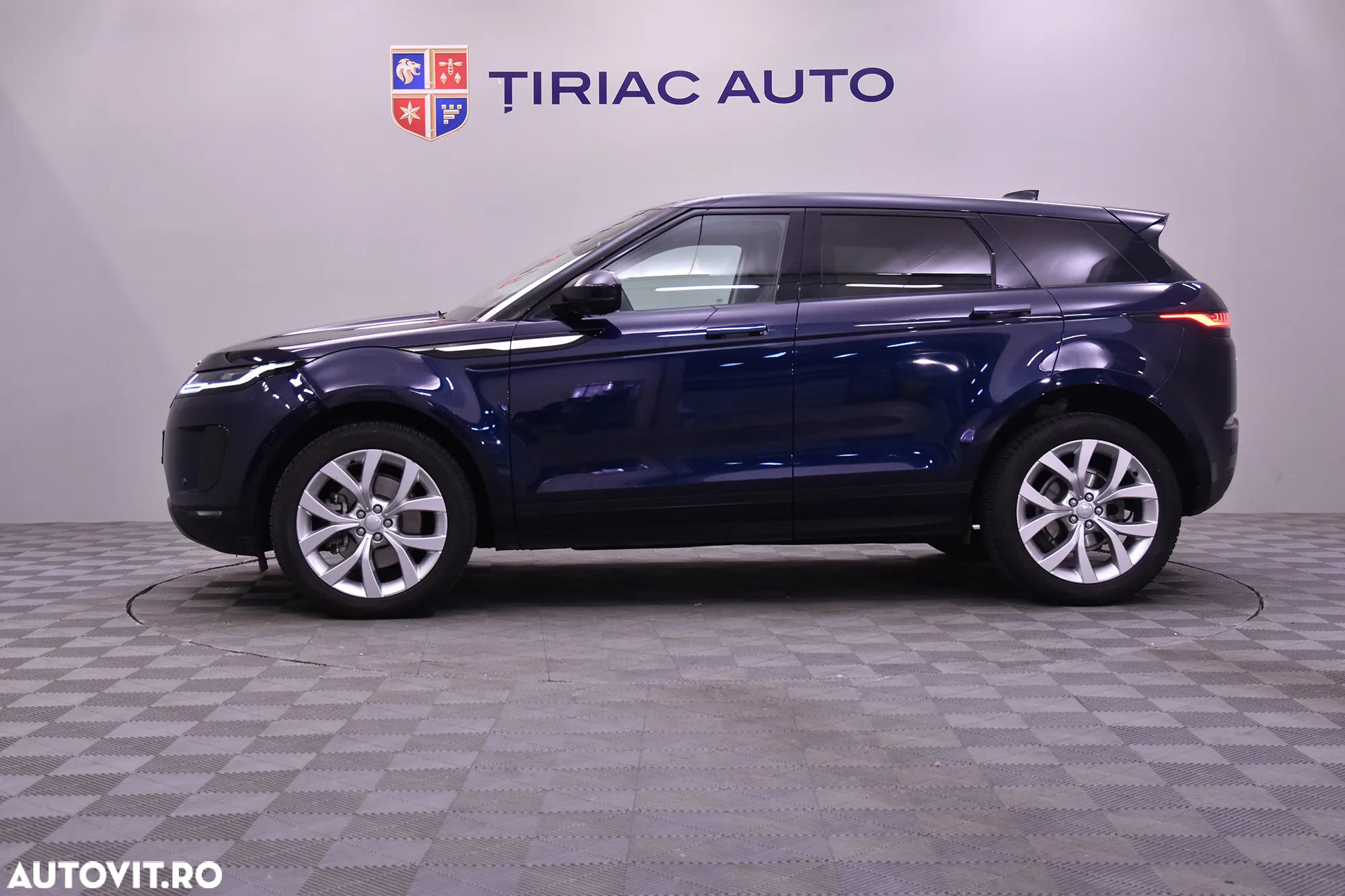 Land Rover Range Rover Evoque 2.0 P200 SE - 2