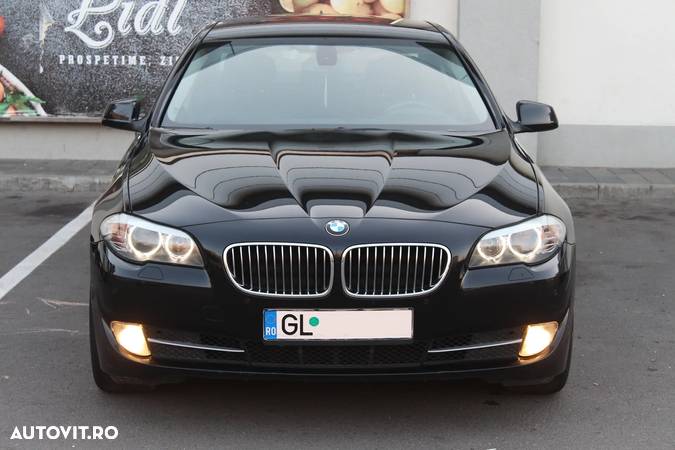 BMW Seria 5 520d - 18