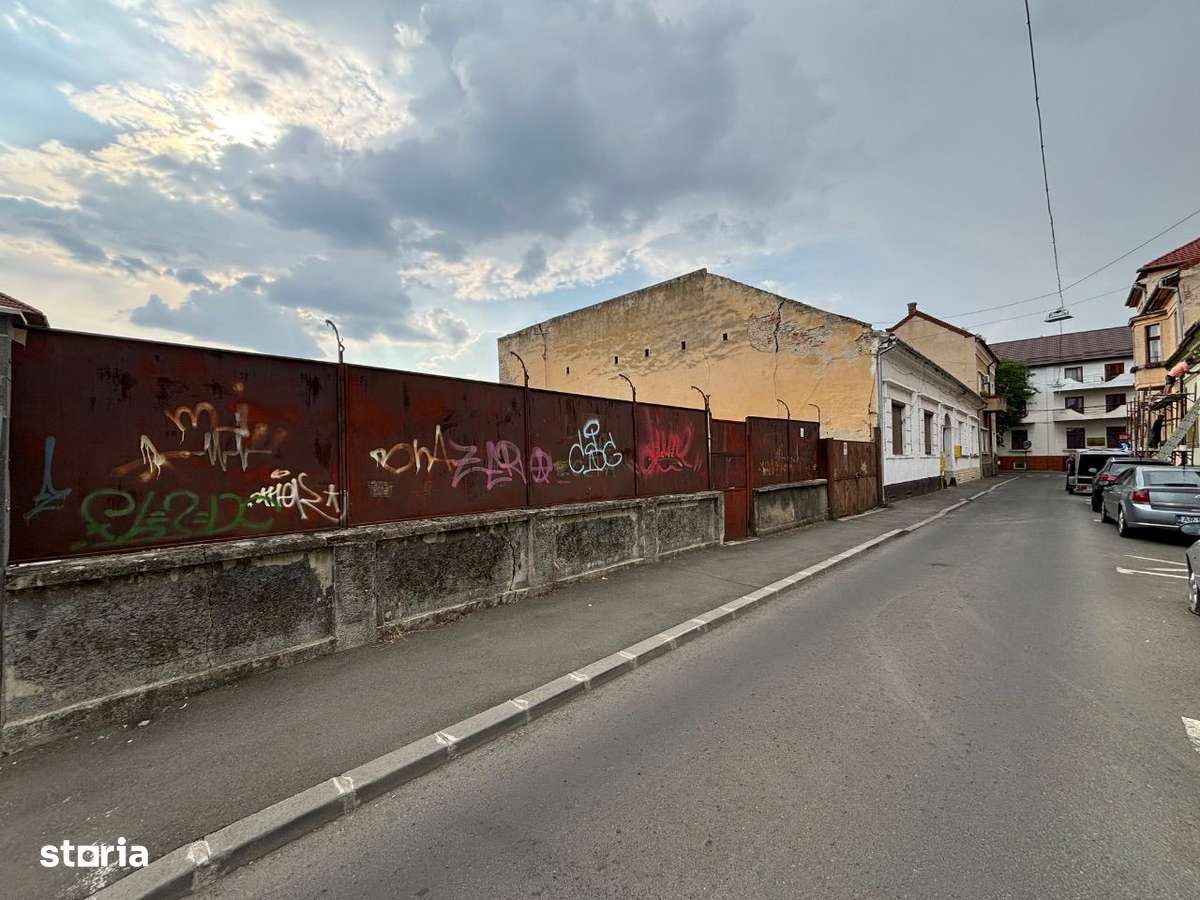 Teren de Vânzare în Centru Arad Km 0 - Imagine principală: 1/9
