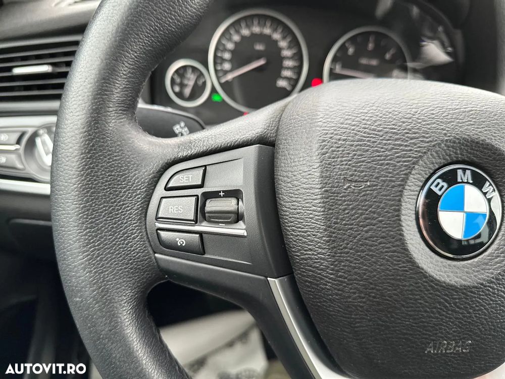 BMW X3 xDrive20d Aut. Advantage - 32