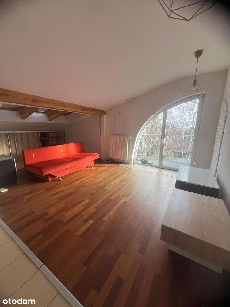 3 pokoje, oddzielna kuchnia, balkon