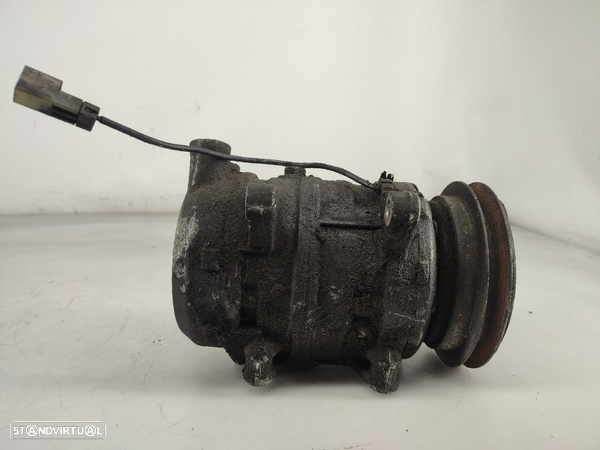 Compressor Do Ac Nissan Patrol Iii/2 Station Wagon (W260) - 3