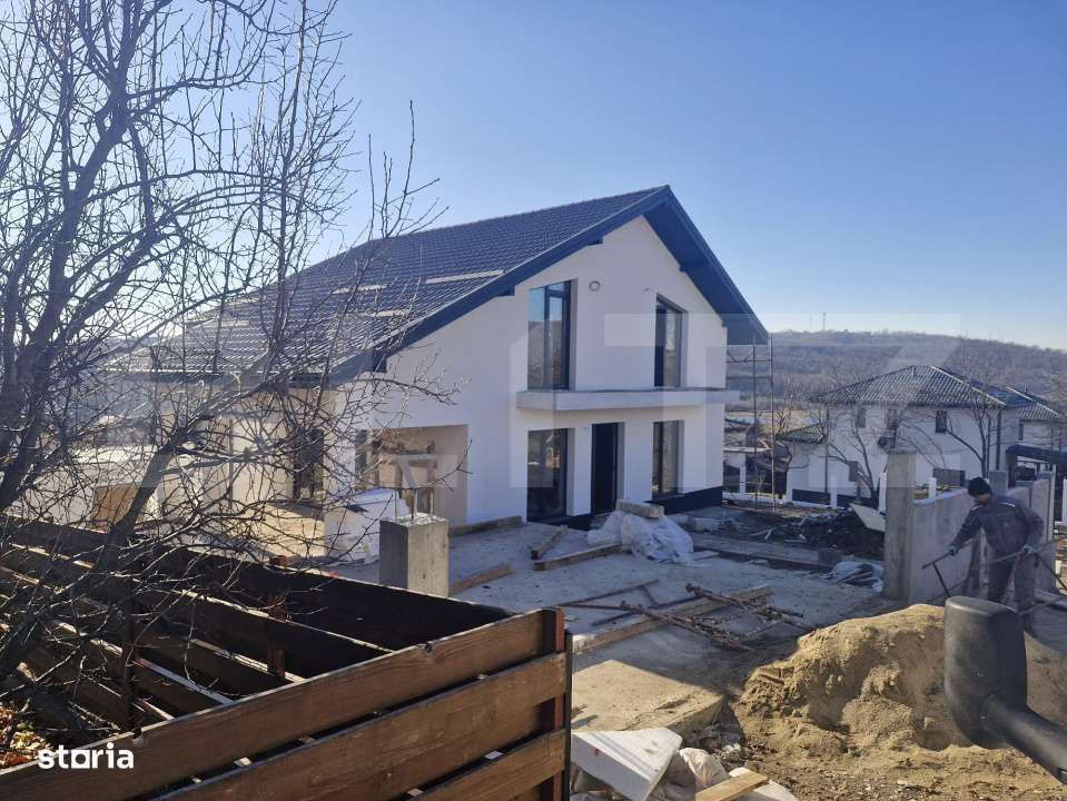 Vila moderna cu 5 camere in Valea Adanca, langa lac - Imagine principală: 4/6