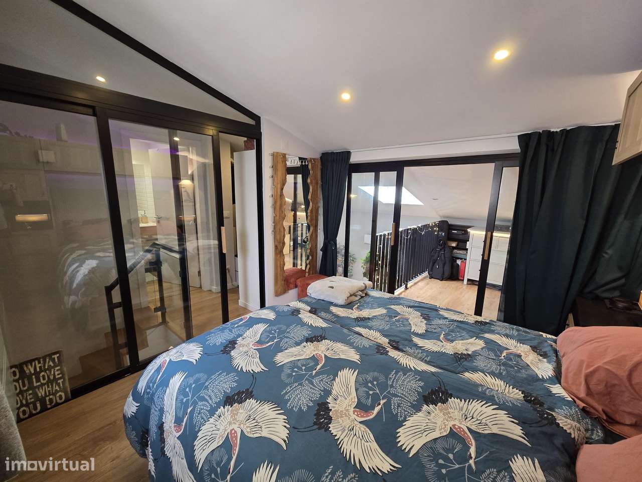 Moradia T2 histórica renovada, energia solar, em Algés/Miraflores - Grande imagem: 4/28