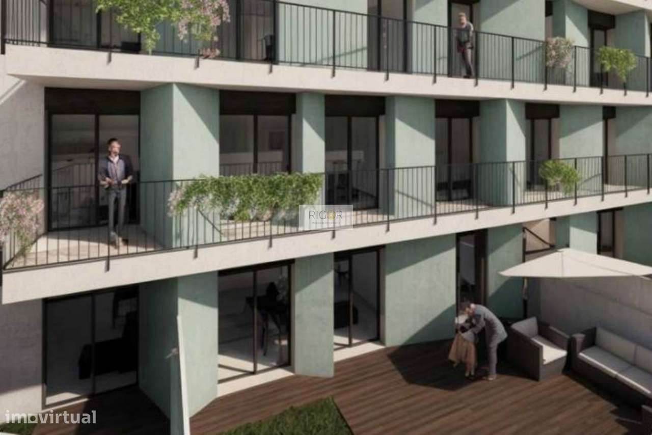 Apartamento T0 com varanda e garagem ao Pólo Universitário - Grande imagem: 5/9