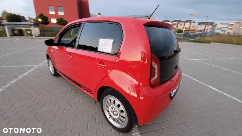 Volkswagen up! 1.0 high - 6