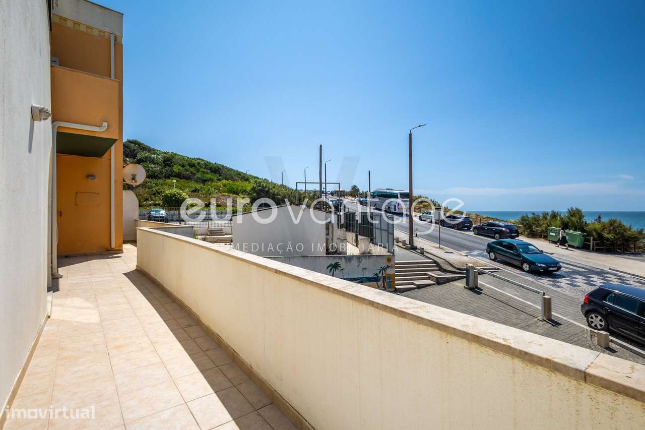 Apartamento T3 Renovado com Vista Mar em Condomínio Privado  – Prai... - Grande imagem: 4/41