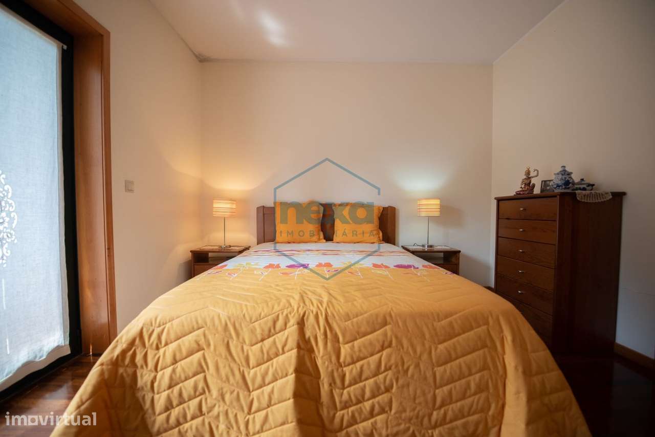 Moradia inserida em Quinta-34