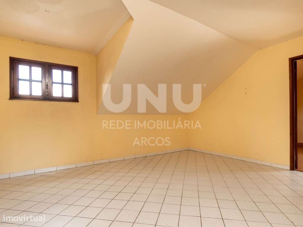 Moradia Bi-Familiar-30