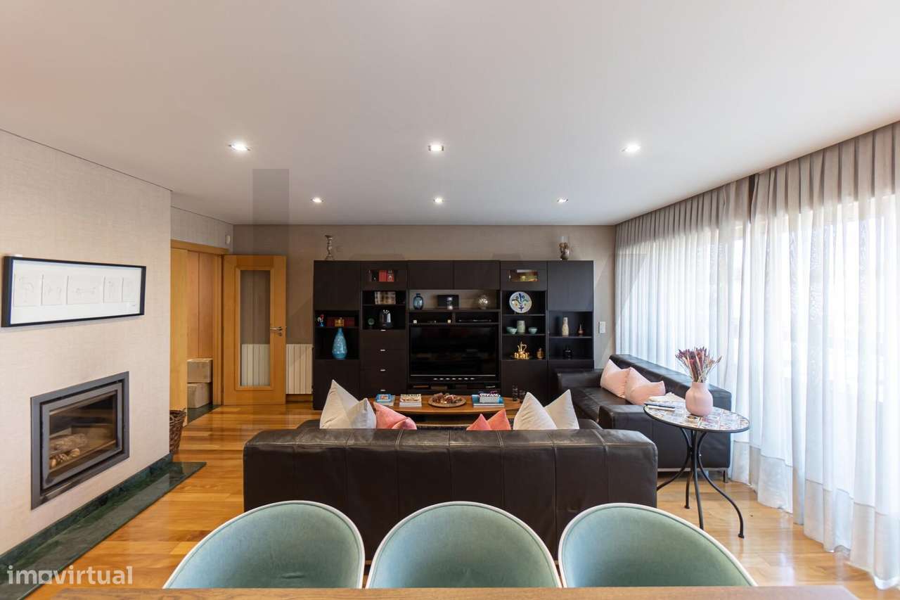 Apartamento T3 de Luxo para Arrendamento no Bessa – Porto - Grande imagem: 2/39