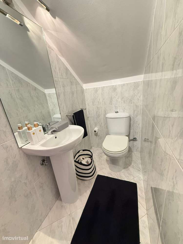 Excepcional Apartamento T4 Dúplex, Nogueira da Maia-12