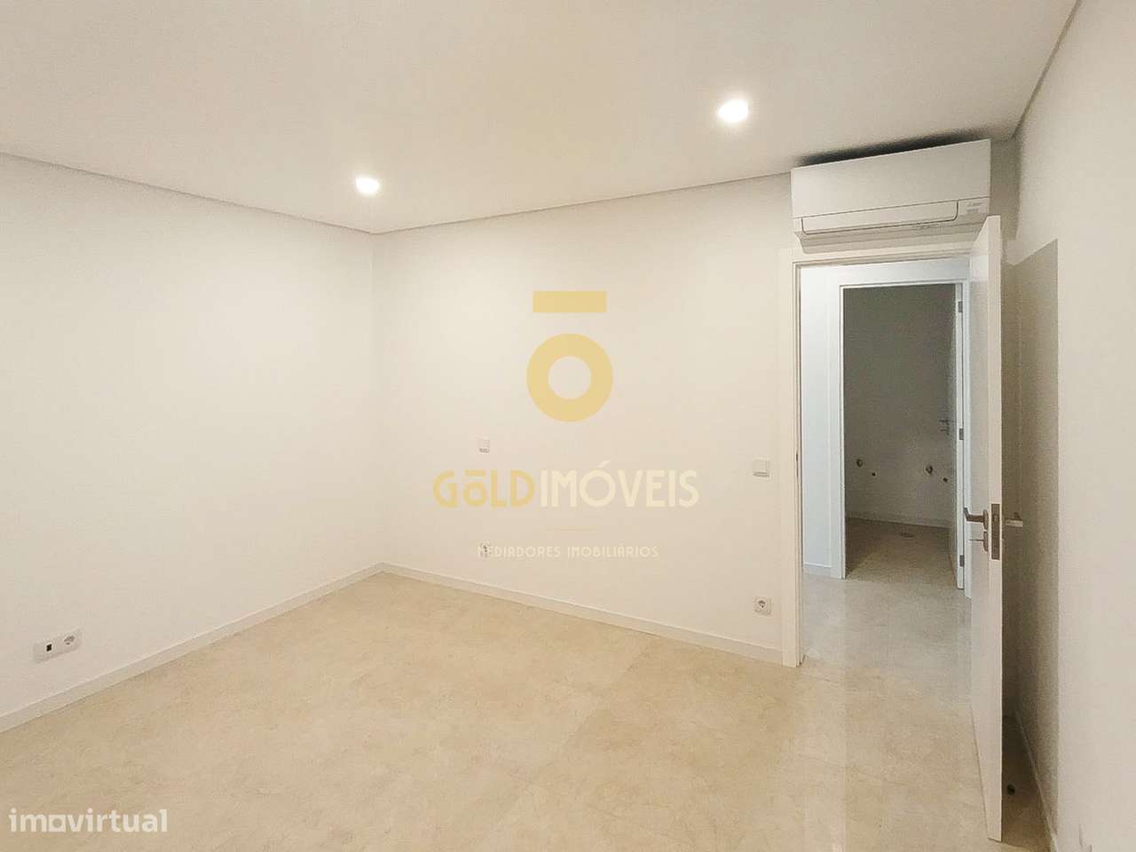 Moradia Geminada T3 Venda em Recezinhos (São Mamede),Penafiel-26