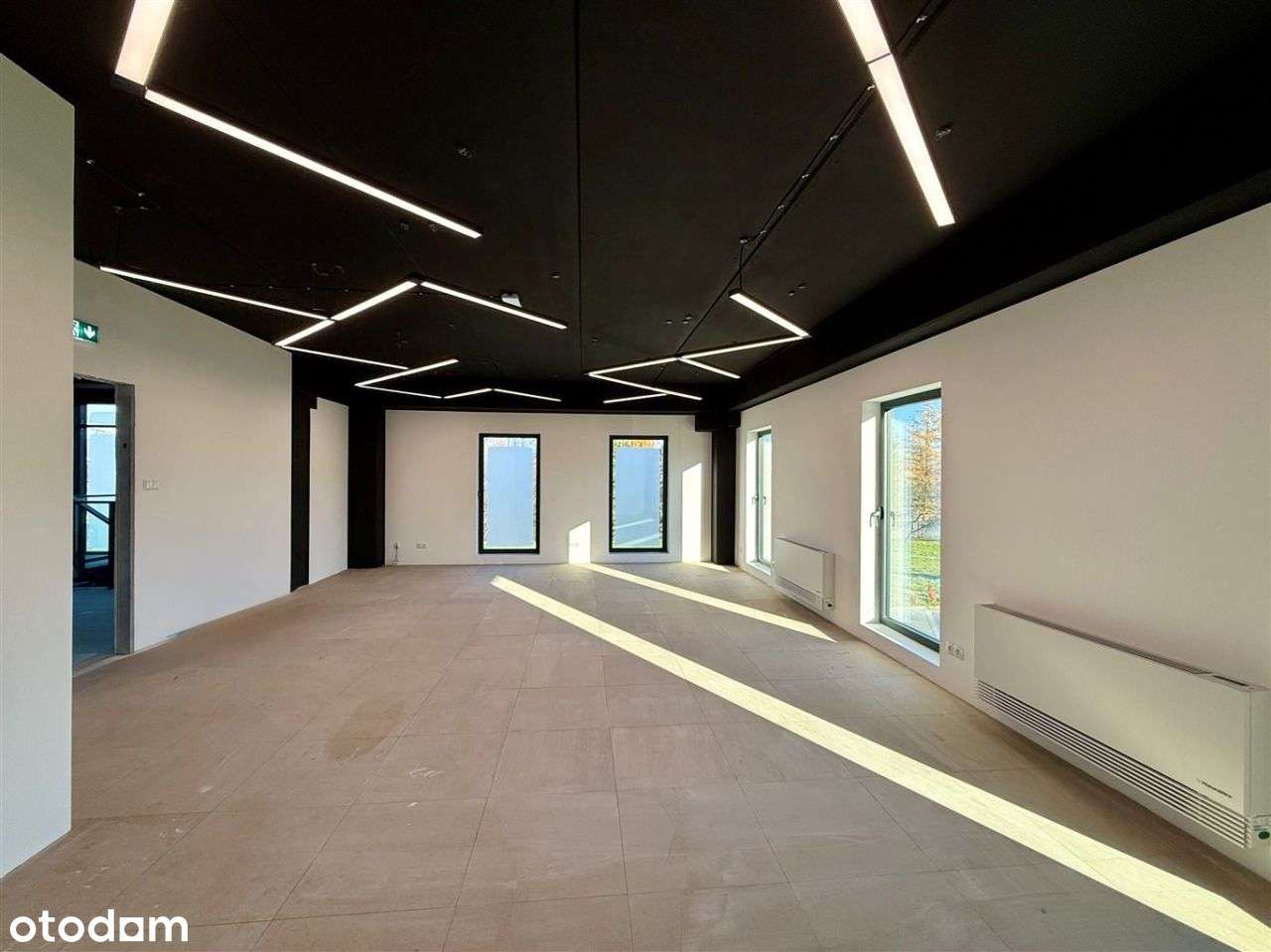 Nowoczesny lokal położony w Oświęcimiu - Pełny obrazek: 2/8