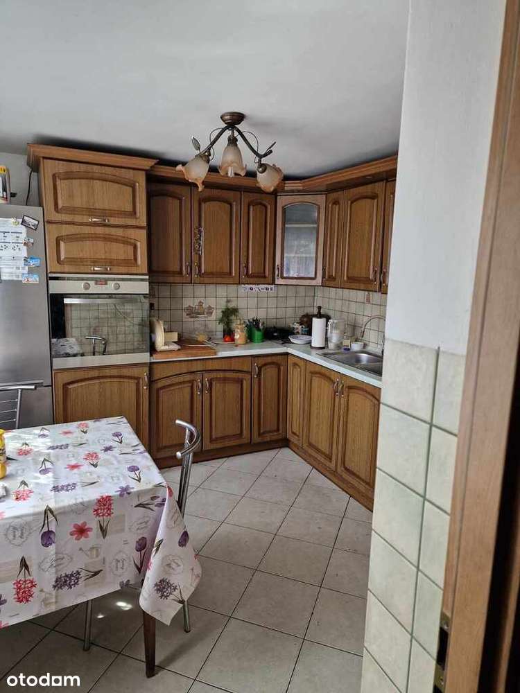 Dom z działką usługowo - mieszkaniową-5