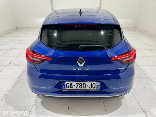 Renault Clio - 11