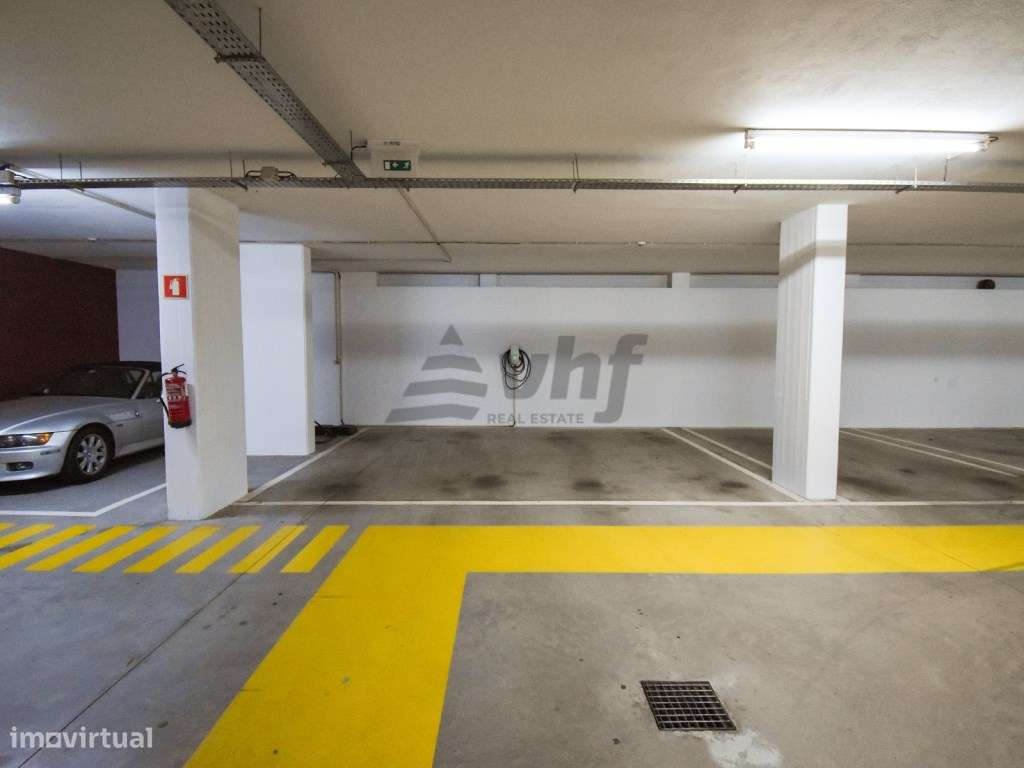 Apartamento T5 localizado no condomínio Jardim das Camélias - Gaia/...-38