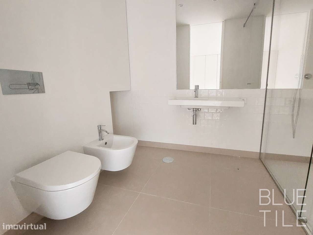 Apartamento T1 - voltado para o parque do Covelo, com lugar de garagem-18