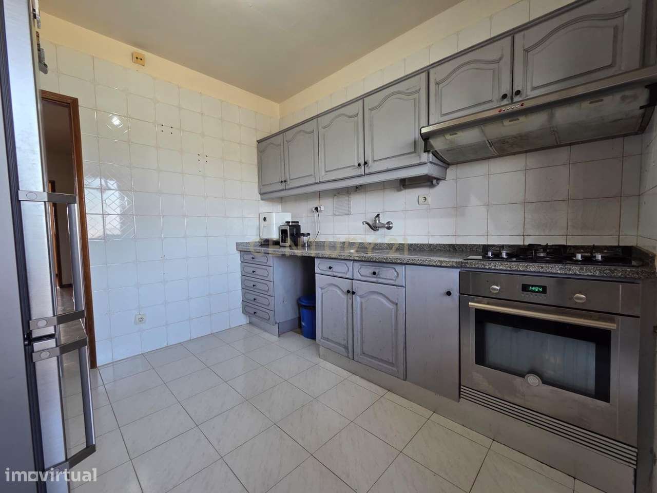 APARTAMENTO T2 | VARANDA | LUGAR DE GARAGEM | ARRUMOS | ELEVADOR | GON-24