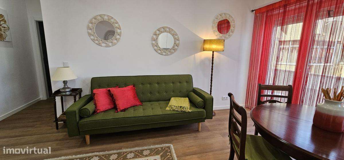 Apartamento com 1 quartos - localizado em Benfica Lisbon - Grande imagem: 2/9