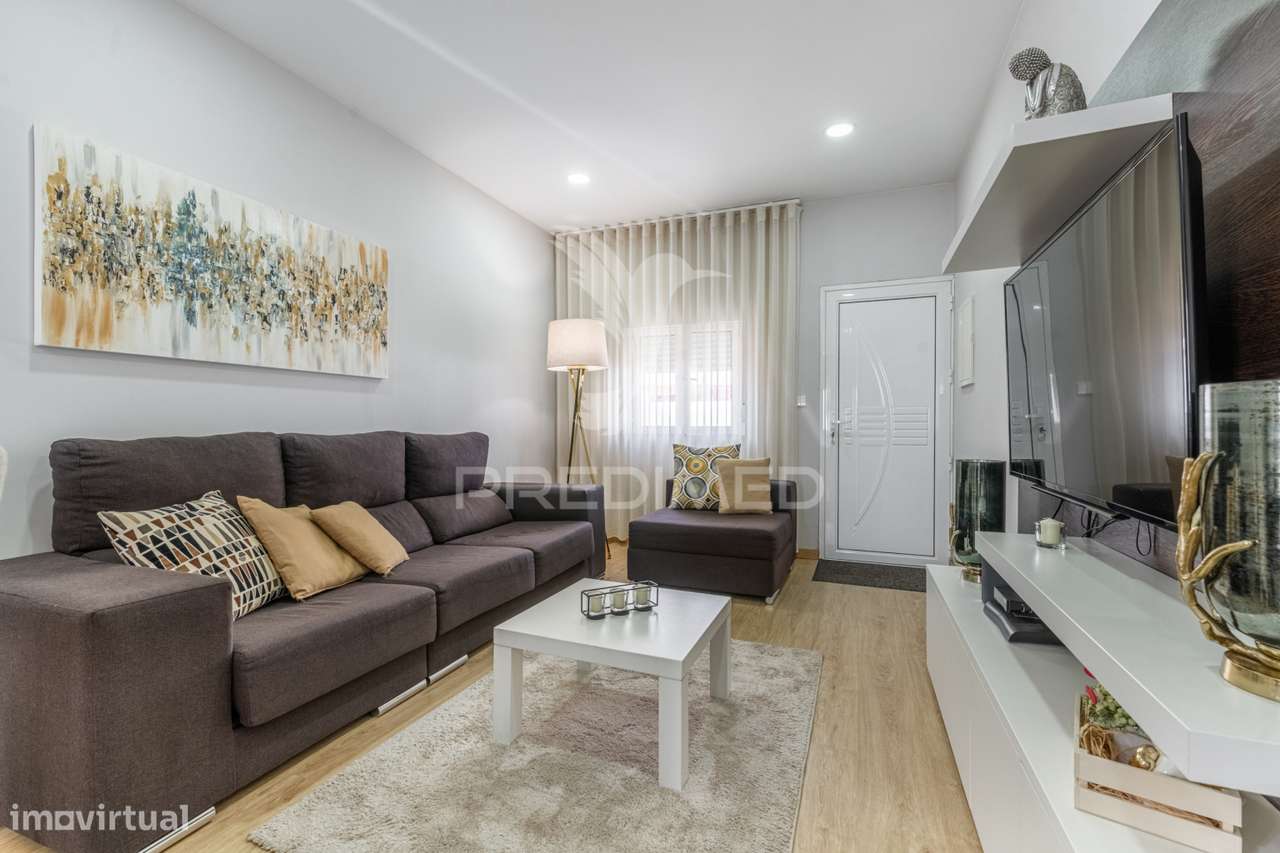 Moradia Individual de tipologia T4 Bi-Familiar - Grande imagem: 3/22