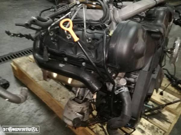 motor audi 2.5 tdi AKE - 3